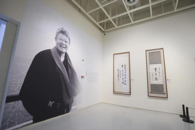 枇杷》仅展一日深港艺术同时发声开元棋牌一周观展｜宋画《山鹊(图38)